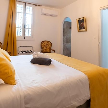 Bien D'Exception En Face Du Palais Des Papes Apartment Avignon Exterior photo
