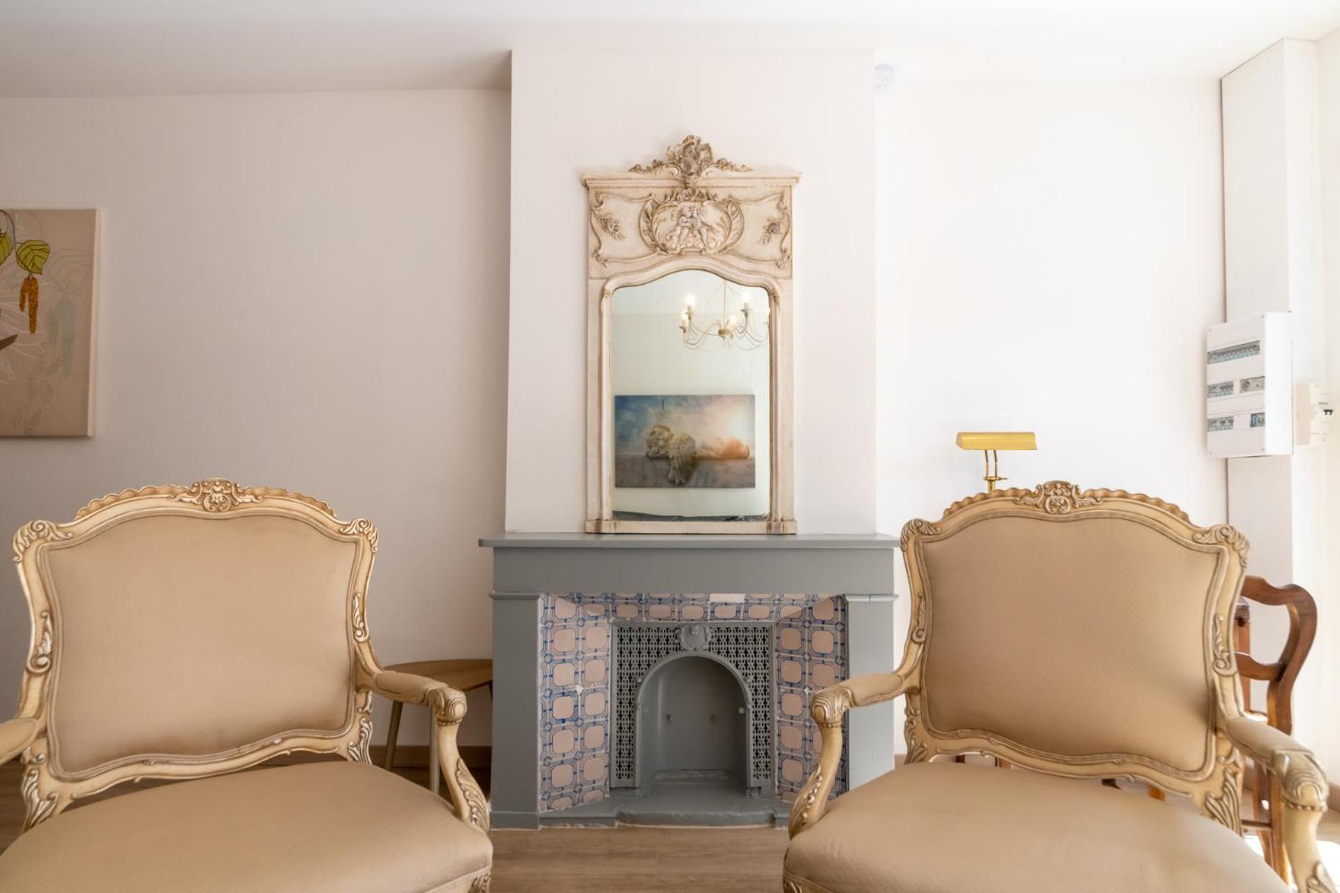Bien D'Exception En Face Du Palais Des Papes Apartment Avignon Exterior photo