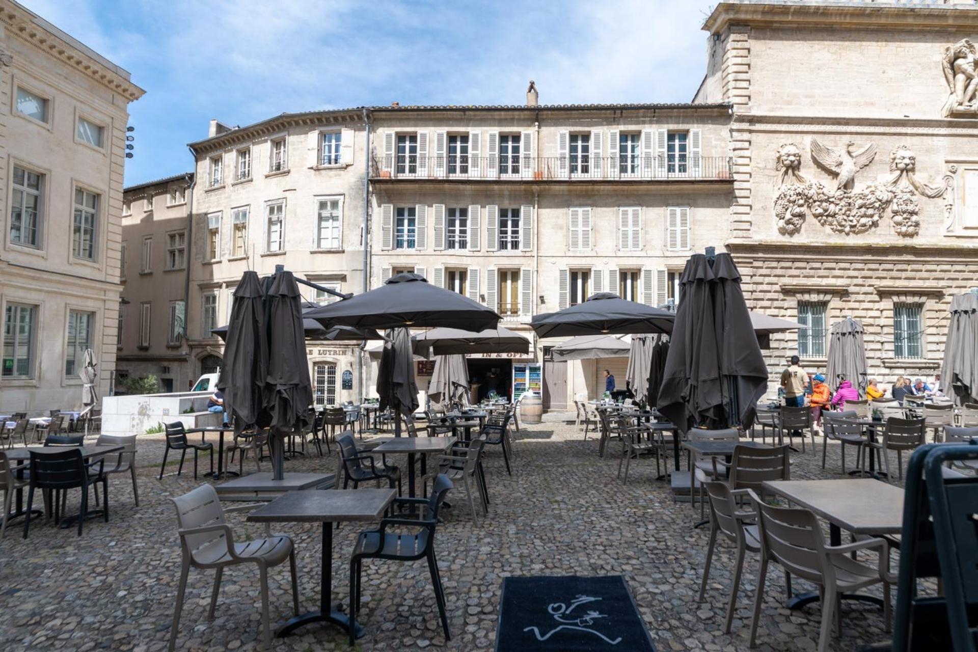 Bien D'Exception En Face Du Palais Des Papes Apartment Avignon Exterior photo